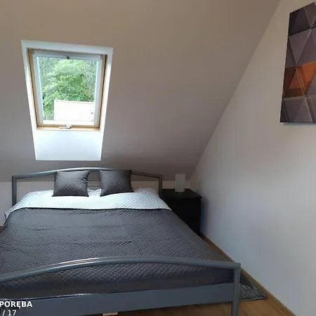 Poreba, Dwupoziomowy, 8-osobowy Apartmán