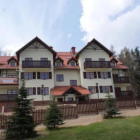 Poreba, Dwupoziomowy, 8-osobowy Apartmán
